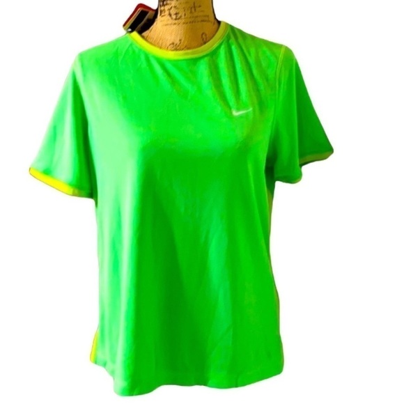 NIKE FIT-DRY Short Sleeve Athletic Tee Shirt Line Green Large NIKE GREEN… - Picture 1 of 5